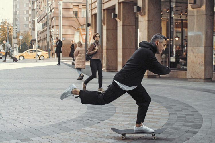 Скейт спот в Москве - уличные места для катания на скейтборде и самокате